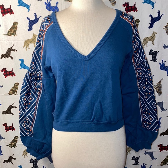 Free People Tops - Free People, Senorita embellished hippie cropped sweatshirt. Size small. EUC